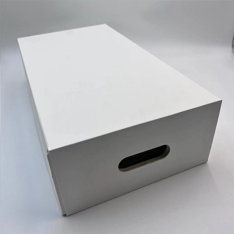 white base clear lid box
